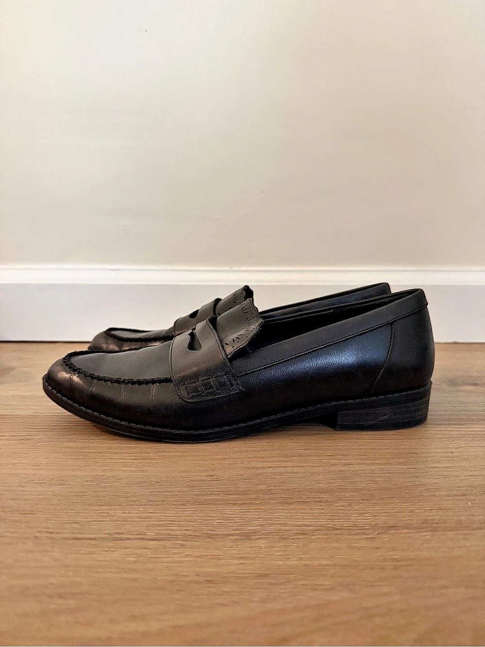 Lucky Brand Black Penny Loafers Like New